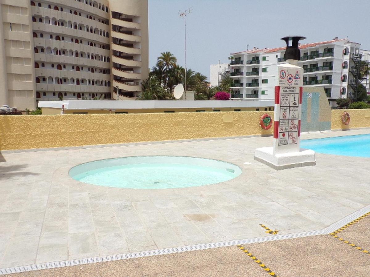 Los Juncos 402 Playa Del Ingles Екстериор снимка
